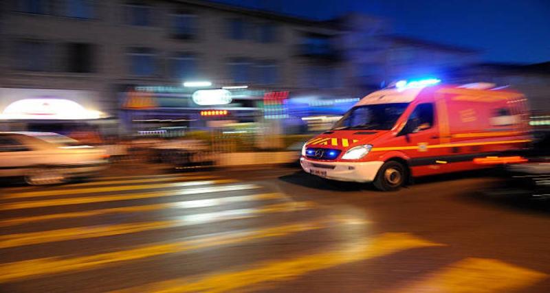 Endormie au volant, sa voiture termine sur le toit sur la RN24 : les dépistages révèlent une surprise