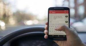 Après le vol de sa voiture de luxe, il coupe le moteur à distance avec son téléphone