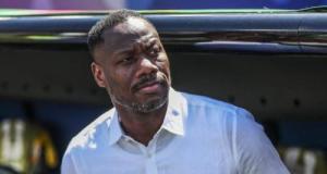 Sénégal : un énorme chèque finalement signé pour régler le conflit Pape Thiaw ?