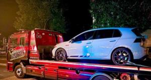 Contrôle de vitesse nocturne : le radar affiche 192 km/h en zone 70, le conducteur finit menotté et sans voiture