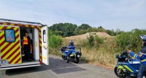 Bloqué dans les bouchons avec sa femme qui accouche, il appelle le 17 : ce que les gendarmes ont fait est remarquable