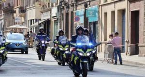 Un attroupement autour d’une voiture volée intrigue les policiers... Et permet de résoudre une enquête