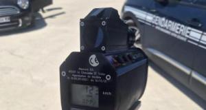 197 km/h sur l'A1, 139 km/h en agglomération : les gendarmes sortent le carton rouge à des chauffards