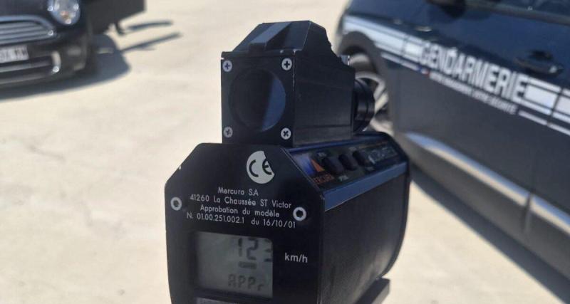  - 197 km/h sur l'A1, 139 km/h en agglomération : les gendarmes sortent le carton rouge à des chauffards