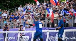 Portée par Villeroux, la France s’offre l’Euro de Cécifoot face à l’Angleterre