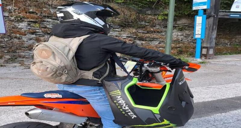  - Coupe du Monde VTT : 23 conducteurs sous alcool ou stupéfiants, et un casque XXL qui a surpris les gendarmes lors des contrôles routiers