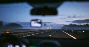 Un international anglais devant la justice pour conduite dangereuse au volant de sa Lamborghini et possession de gaz hilarant