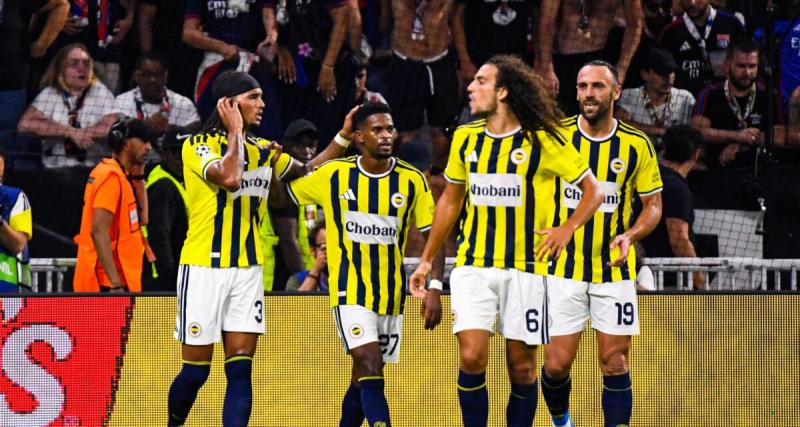  - Couteau en tribune, gaz lacrymo et élimination, le premier bilan de la soirée noire d'OL-Fenerbahçe