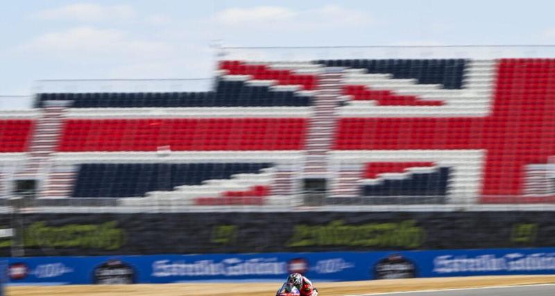  - Moto3 : l'énorme highside d'un pilote en plein essais, un gros accident évité par chance (VIDEO)