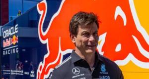 Mercedes : Wolff est inquiet, Hamilton et Norris le mettent mal