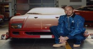 Lewis Hamilton s’offre enfin la voiture de ses rêves, retrouvée sous la poussière après plus de 30 ans