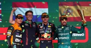 Formule 1 : vers un transfert explosif d'un champion du monde chez Ferrari après 2030 ?