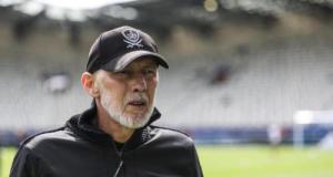 Brest met en vente la casquette mythique d'Eric Roy pour la bonne cause !