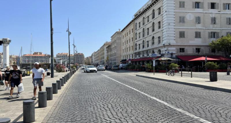 À Marseille, des croix gammées découvertes sur une voiture suscitent l’indignation