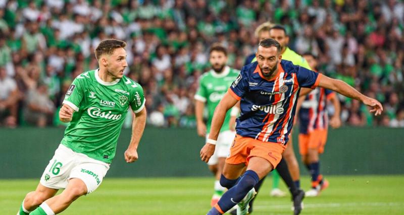 - ASSE - Montpellier : un trou dans la pelouse, le match temporairement arrêté !
