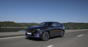 Essai Mazda CX-6e : notre avis au volant du séduisant SUV familial électrique