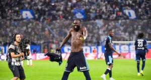 "C'est mon premier triplé en pro" : à Marseille, la soirée de rêve vécue par Lassine Sinayoko avec le Paris FC