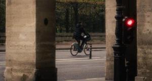 "Aucun cycliste ne respecte le Code de la route", la vidéo choc de cette association d'automobilistes