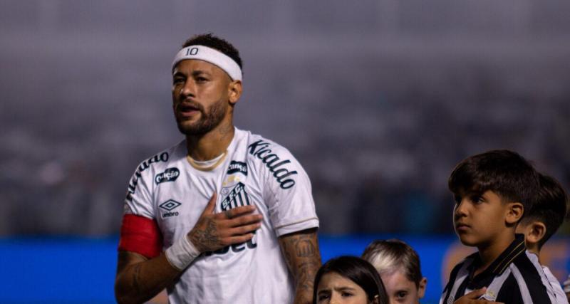  - Mercato : Neymar rejoint par une ancienne star du Barça à Santos ?
