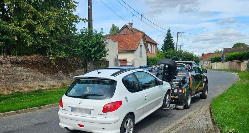 Contrôlé à 125 km/h en zone 50, son permis et sa voiture ne survivent pas à sa passion pour la vitesse