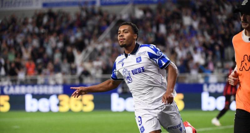  - Auxerre gagne enfin, spectacle à Lorient et le Paris FC et l'OL muets : les résultats du multiplex en Ligue 1