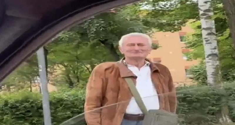 À 74 ans, il vend sa voiture après 34 ans à ses côtés… et fond en larmes