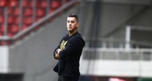 "Je suis tombé de très haut" : Yohan Démont ne digère pas son éviction de Lens