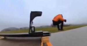 Éjecté à 80 km/h d’un camion, il retombe sur ses pieds comme si de rien n’était