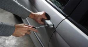 Ce serrurier peut refaire une clé de voiture… à partir de rien