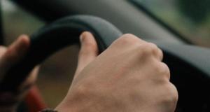 Assurance automobile, combien va vous coûter la hausse de 2027 ?