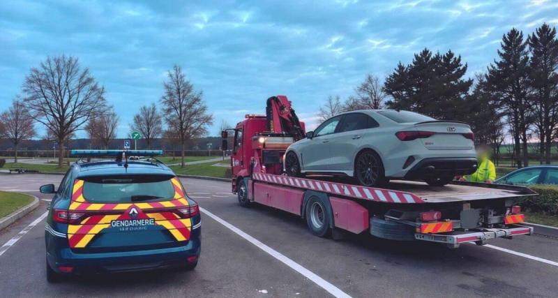 Il suit son Audi volée en temps réel, attend le bon moment… puis coupe le moteur à distance : les suspects n'ont rien vu venir