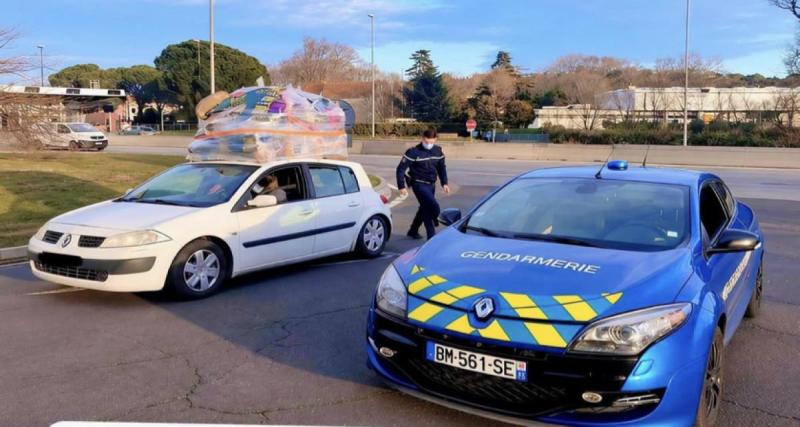  - 950 kg de marchandises sur le toit d’une Renault Mégane : le chargement qui interpelle les gendarmes