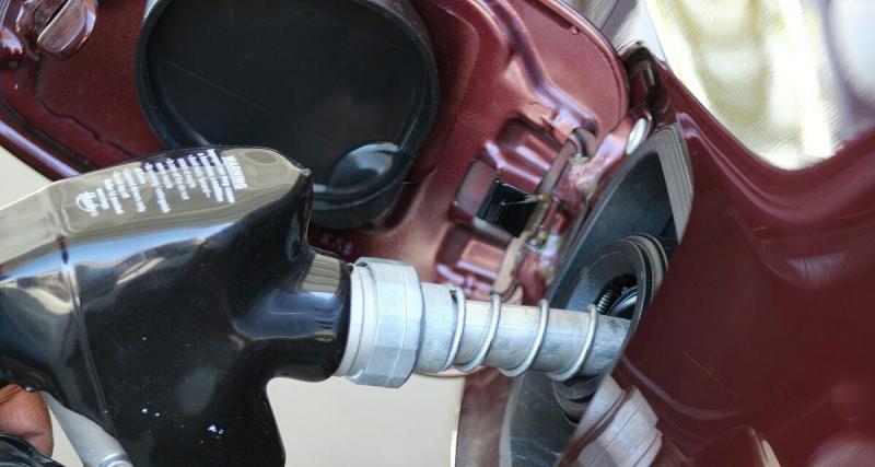 Un salarié détourne la carte carburant de son entreprise et dépense plus de 8 000 € à la pompe !