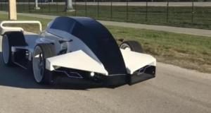 Le célèbre rappeur américain 50 cent achète une voiture 1 million d’euros et la revend 185 000€
