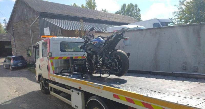 Wheelings et excès de vitesse en live sur les réseaux : ce motard pensait s'offrir son meilleur, ça lui a valu une interpellation