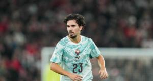 Portugal : Vitinha prend la défense de Jorge Jesus