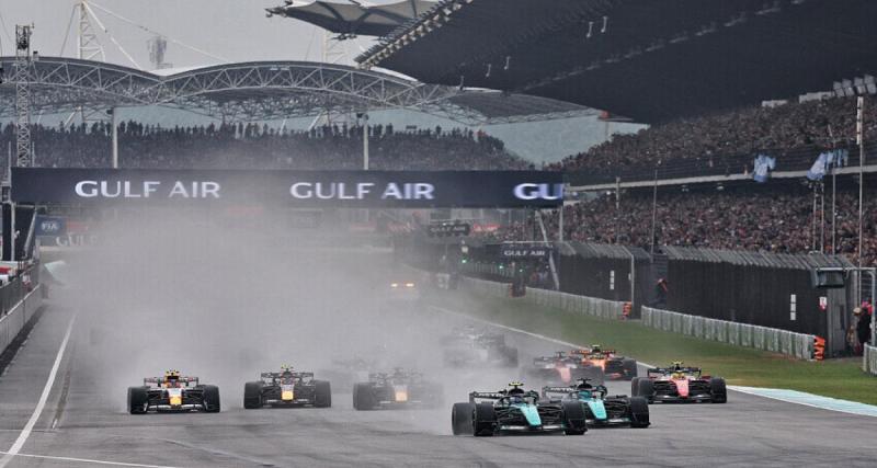 Grand Prix de Bahreïn : les Mercedes doublent Verstappen, Ferrari déjà à la dérive