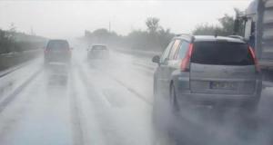 Pluie, grêle, orages, ces réflexes de sécurité à adopter au volant dans le Gard et l'Hérault
