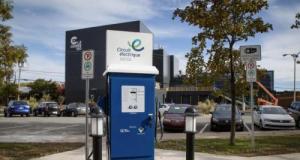 Il recharge sa voiture personnelle sur les bornes de la ville : un élu perd ses délégations