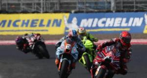 Grand Prix d’Indonésie : Fernandez garde la pole, la bataille Márquez-Martín lancée, le départ de la course en vidéo !