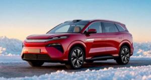 BYD Atto 8 : un nouveau SUV électrique à sept places dévoilé au Mondial