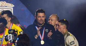 2e de Ligue 1, Coupe de France, saison historique : pourquoi Pierre Sage mérite de remporter le Onze d’Or 2026 du meilleur entraîneur