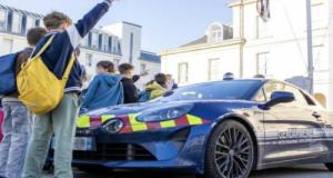 Il devait prendre un bateau pour rentrer chez lui, puis disparaît : sa voiture retrouvée