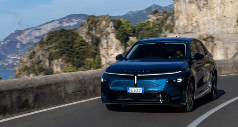 Essai Lancia Gamma 1.2 Ibrida eDCT6 : notre avis au volant de cette nouvelle génération hybride