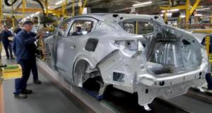 Stellantis met 10 000 salariés au chômage technique ou partiel, en arrêtant quatre usines en France