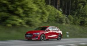 À plus de 200 km/h au volant d'une Audi, il tente de semer la police lors d'une course-poursuite qui finit mal