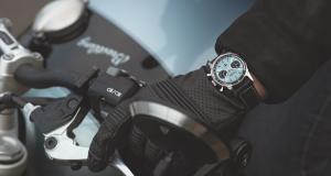 Sea, surf & fun, la nouvelle collection SuperOcean de Breitling joue la carte du luxe cool - Breitling x Triumph : une montre et une moto en édition (très) limitée pour un partenariat 