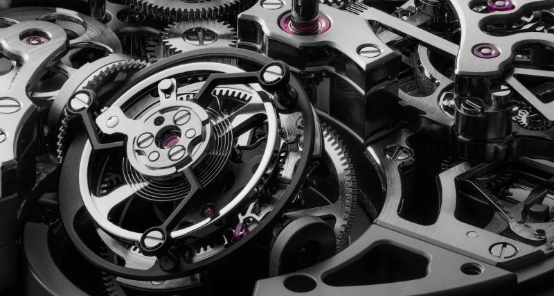 Un tourbillon bi-axial pour un double affichage rétrograde - Bi-axial et bi-rétrograde