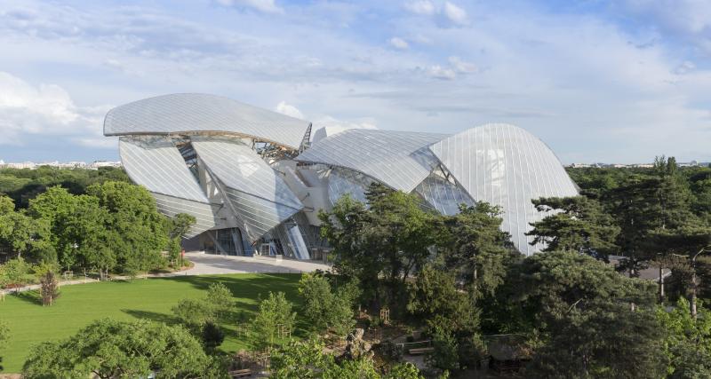 L’architecte Frank Gehry signe une montre d’exception pour Louis Vuitton - Des années de collaboration