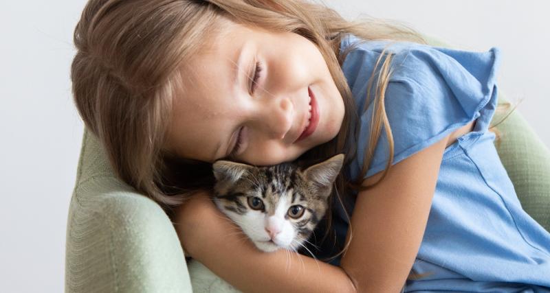 Comment protéger ses enfants des allergies ? En adoptant un animal de compagnie ! - Comme chien et chat